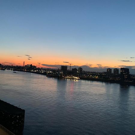 Luxury Riverside Apt With Easy Access To Central London, O2, Excel Centre And Parking Экстерьер фото